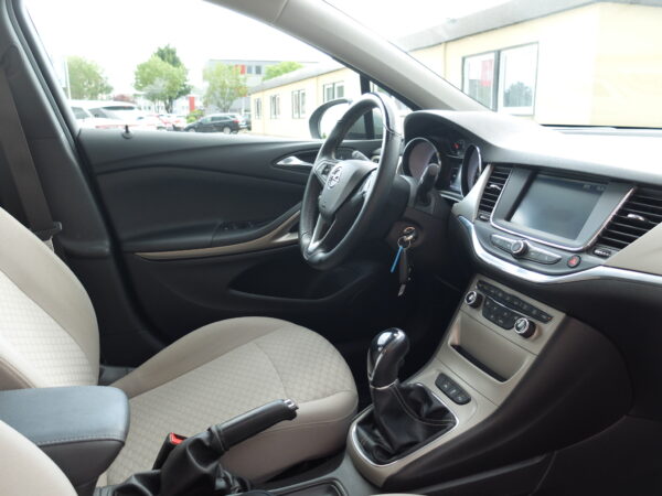 Opel Astra 1,4 Turbo Innovation – Bild 3