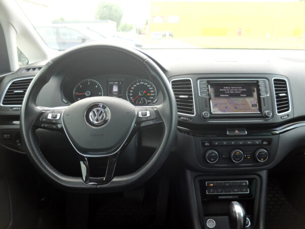 VW Sharan 2,0 TDi 4Motion DSG 7-Sitzer – Bild 4