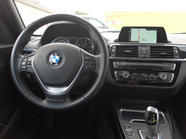 BMW 118 i Urban Line Automatik – Bild 4