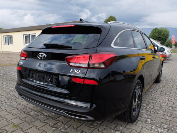 Hyundayi i 30 Kombi Automatik – Bild 2