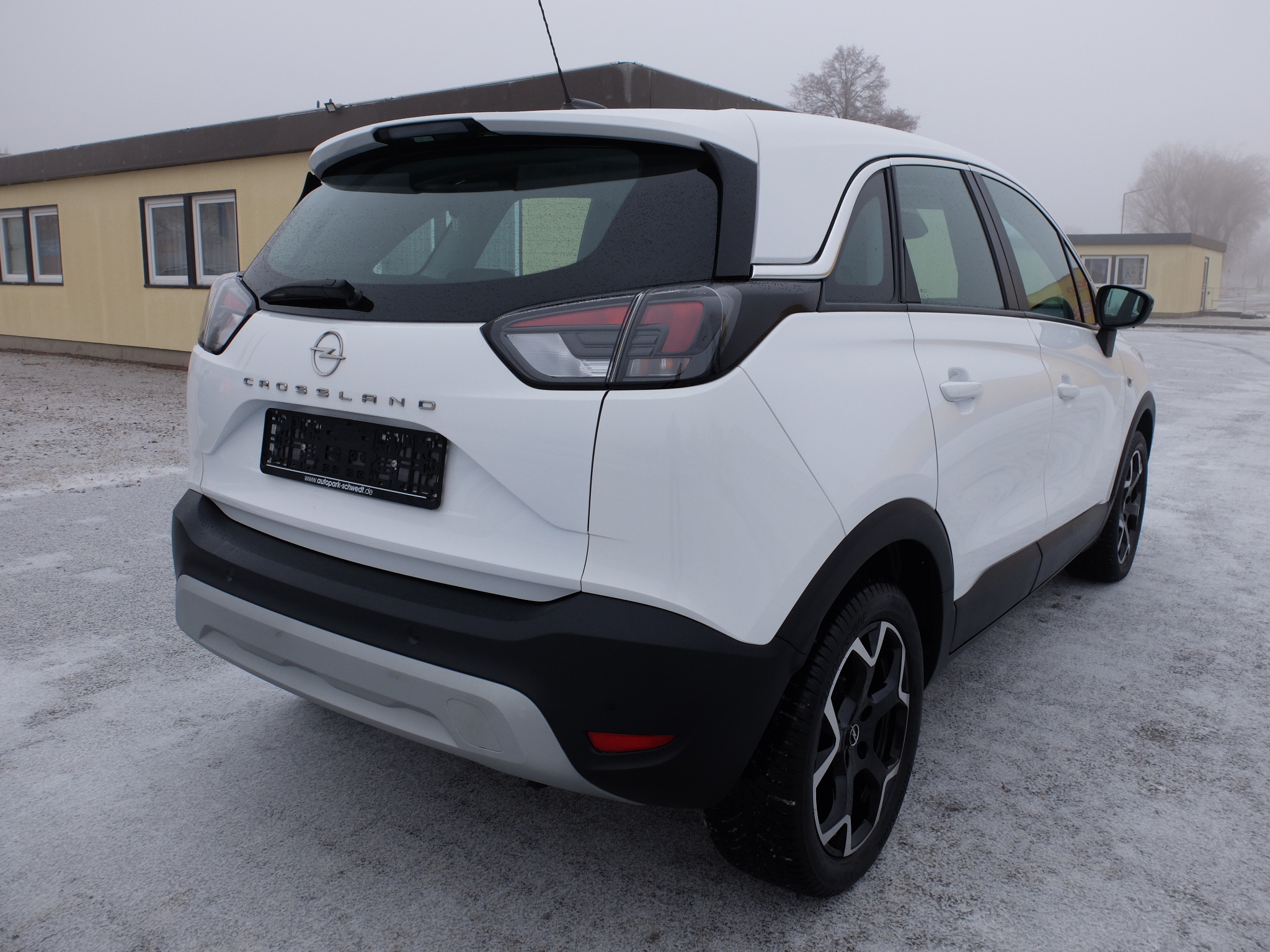 Opel Crossland 1,2 i Turbo Elegance – Bild 2