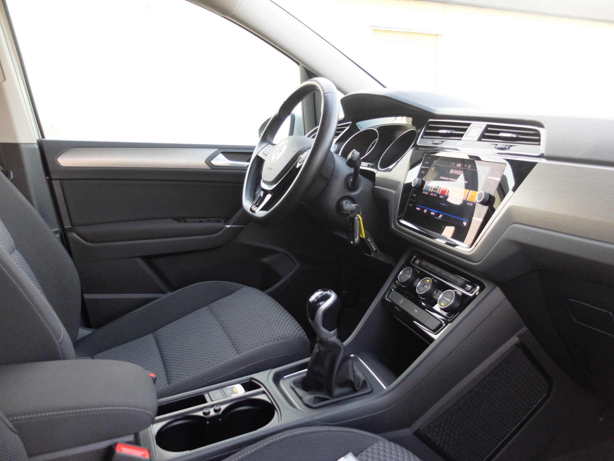 VW Touran 1,5 TSi Comfortline 7-Sitzer – Bild 3