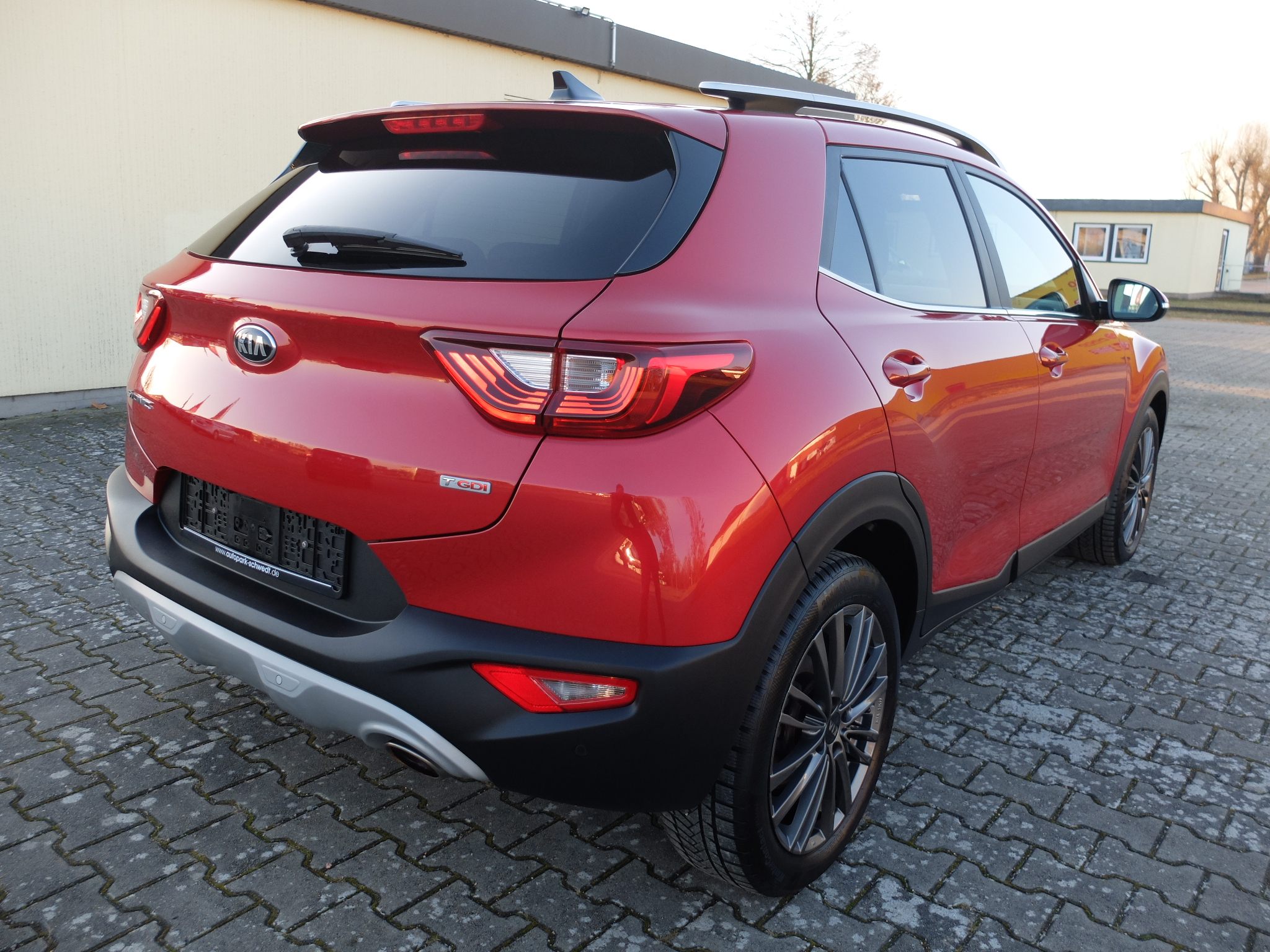 Kia Stonic T-GDI Spirit Automatik – Bild 2