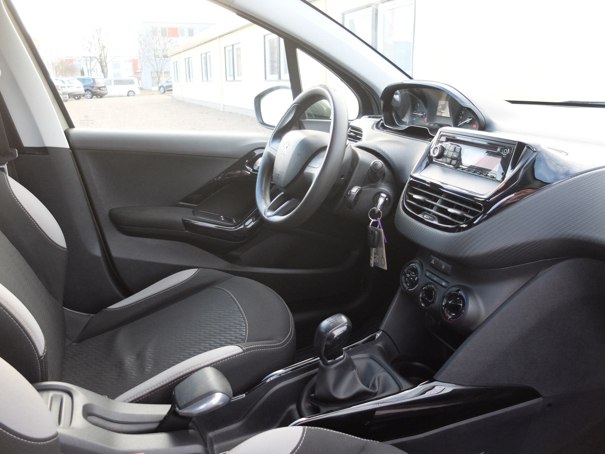 Peugeot 2008 1,2 – Bild 3