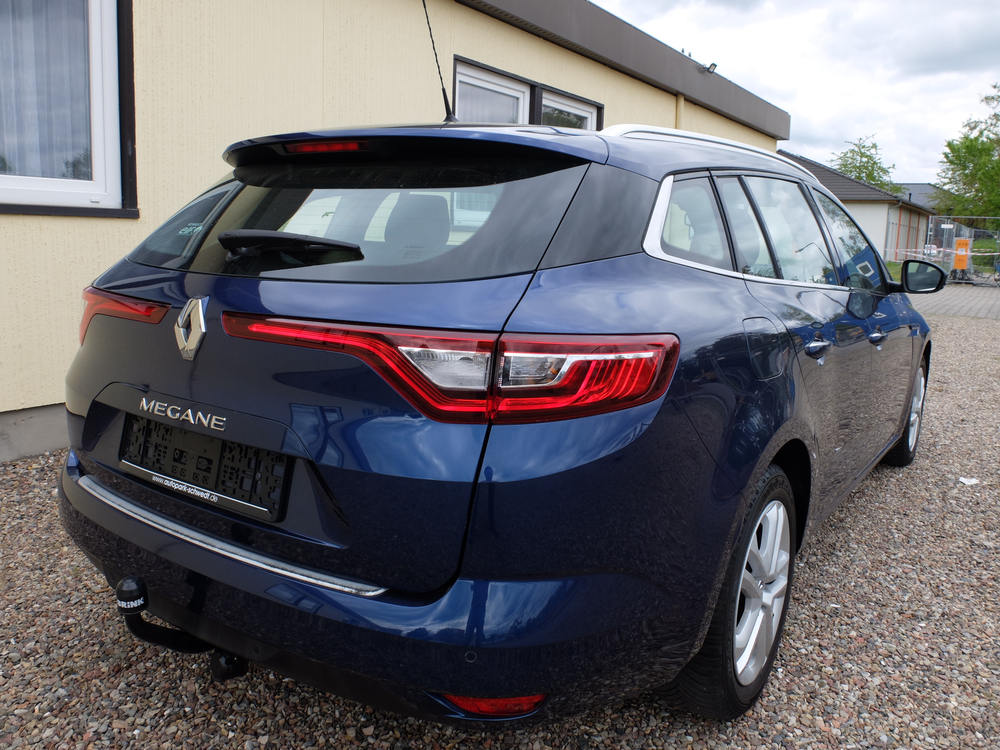 Renault Megane Kombi Exclusive Automatik – Bild 2