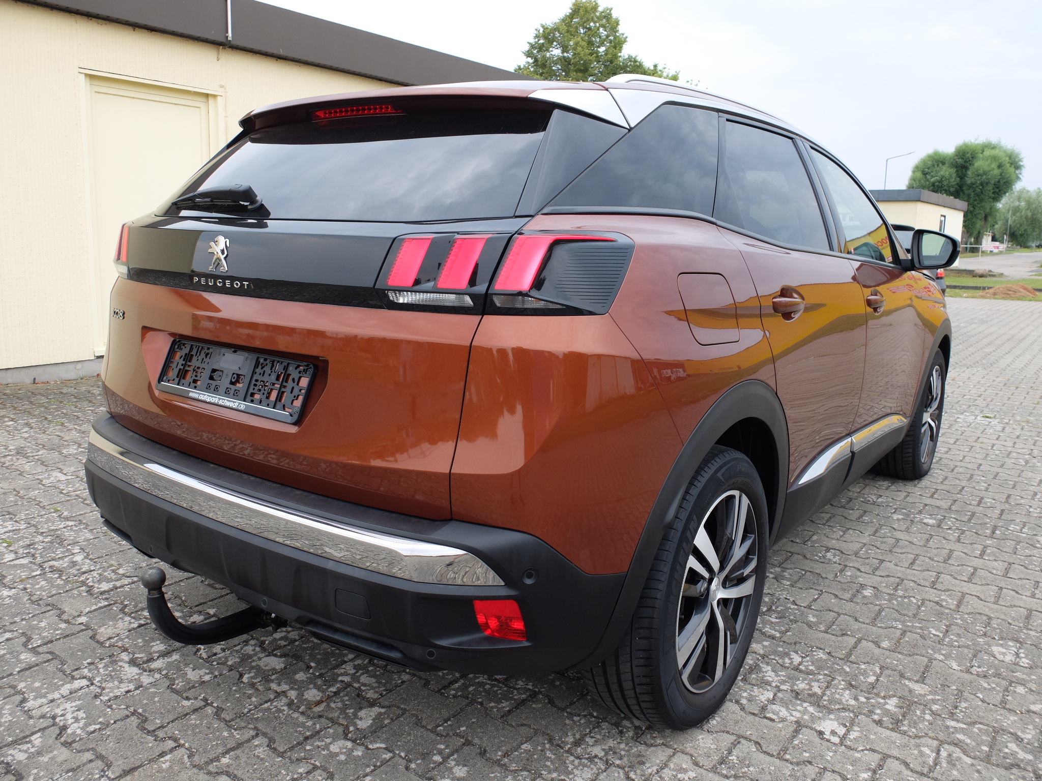 Peugeot 3008 BlueHDi 130 Allure Automtik – Bild 2